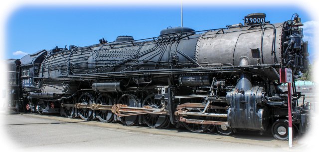 Giant 4-12-2 UP Locomotive