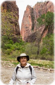 Hiking to the Narrows