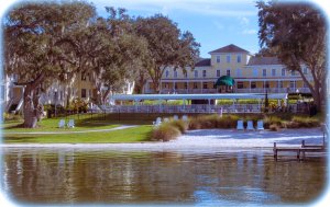 Historic Lakeside Inn